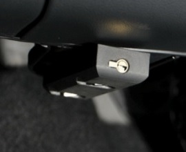 OBD-Saver im Fahrzeug angebracht